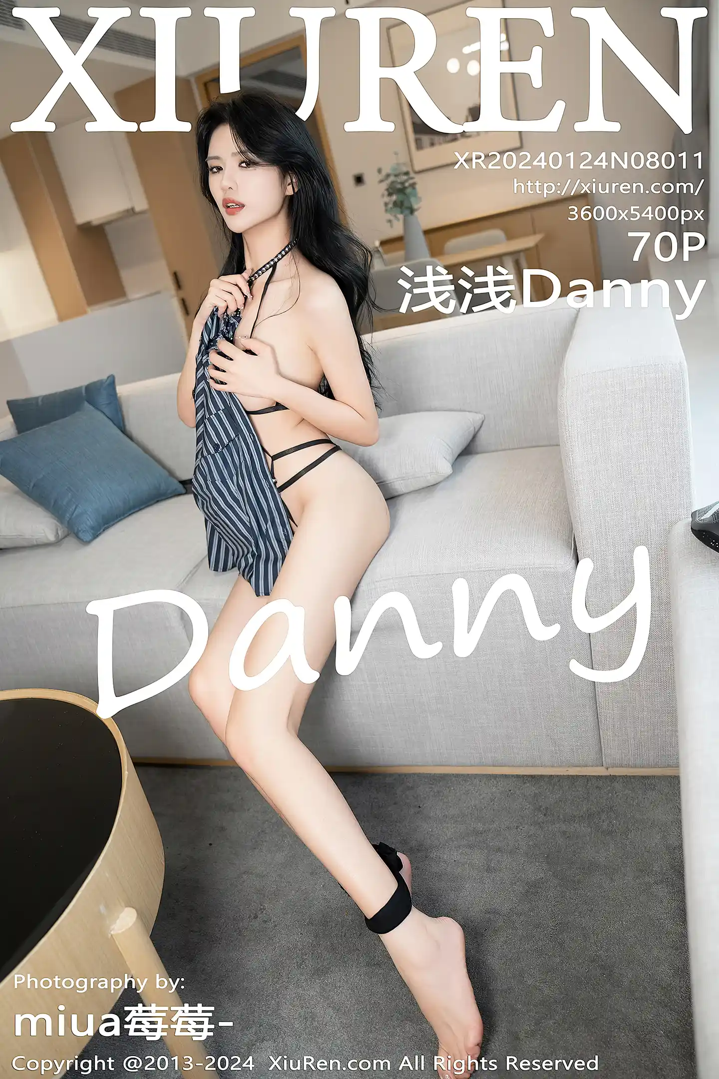 [XiuRen秀人网]No.8011_模特浅浅Danny黑色条纹衬衫配短裙露性感黑色情趣内衣诱惑写真70P-秀人网 - XiuRen.Space